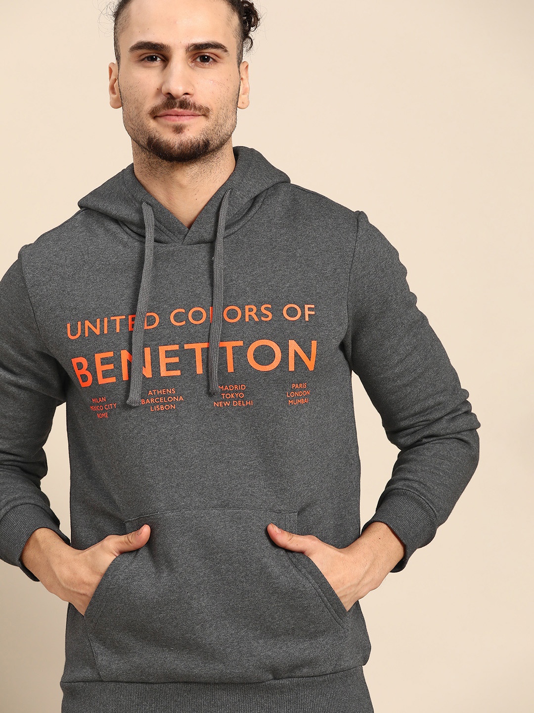 

United Colors of Benetton Men Charcoal Grey & Orange Brand Logo Print Hooded Sweatshirt