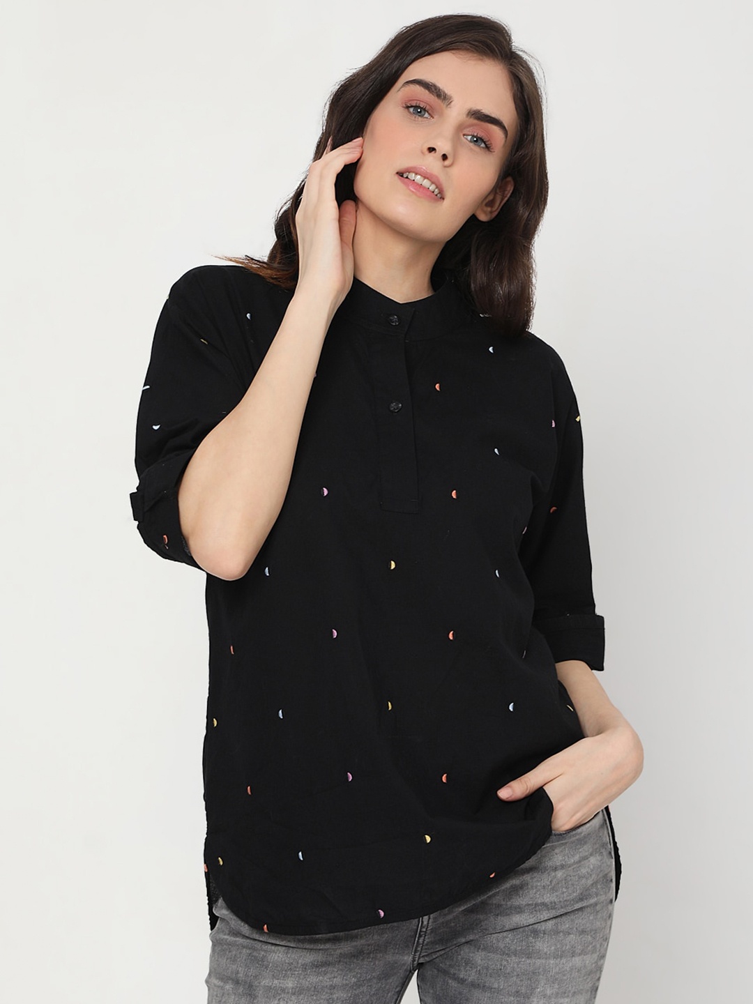 

Vero Moda Black Printed Mandarin Collar Regular Top