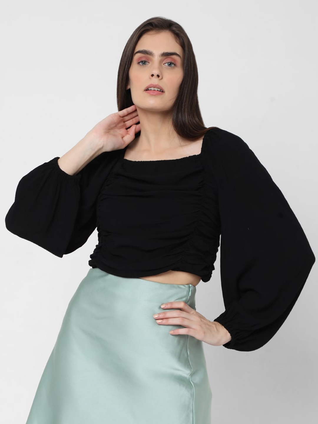 

Vero Moda Women Black Regular Crop Top
