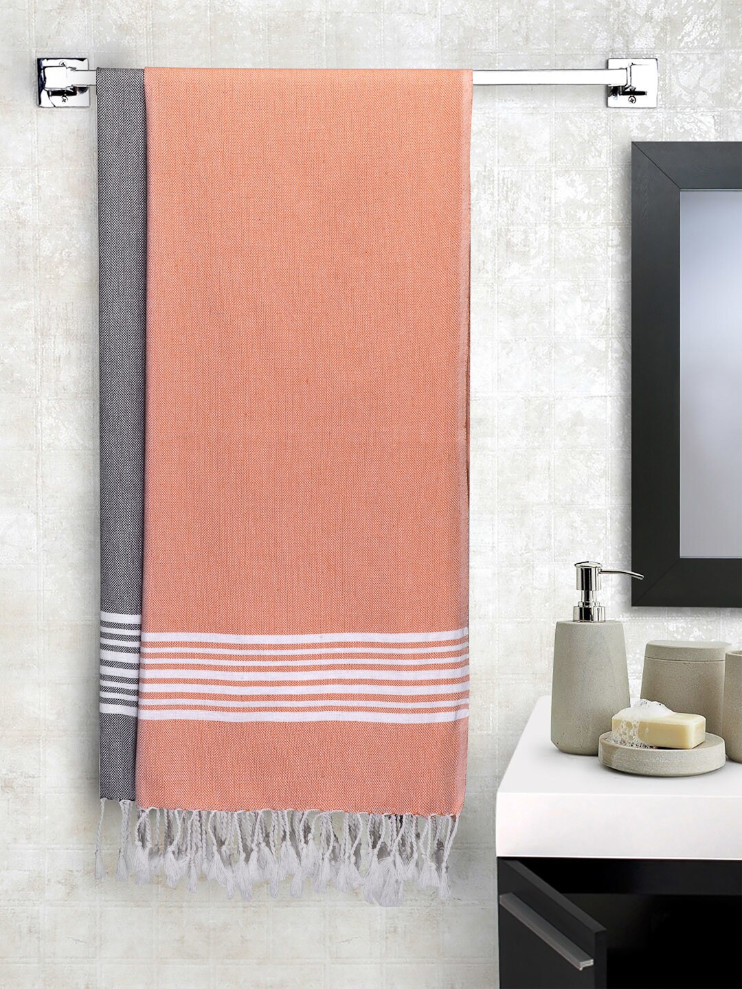 

Arrabi Set Of 2 Striped Handwoven Cotton 210 GSM Bath Towel, Grey