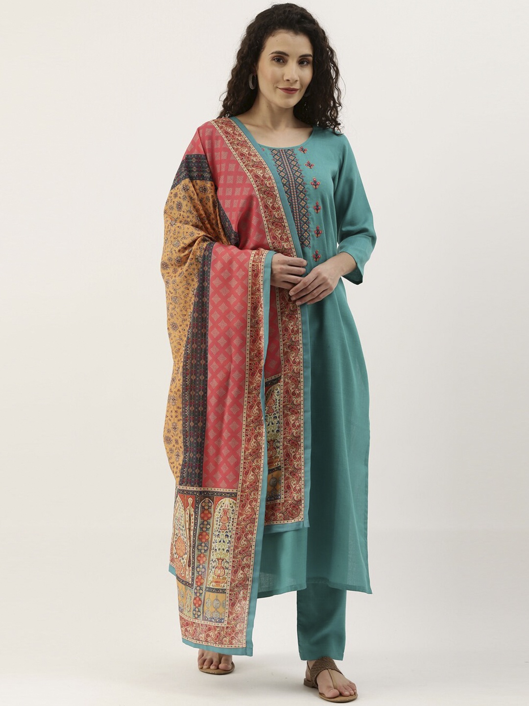 

SheWill Women Sea Green Ethnic Motifs Embroidered Regular Kurta Set With Dupatta