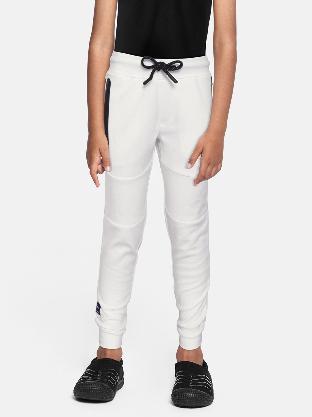 

Indian Terrain Boys White Solid Joggers