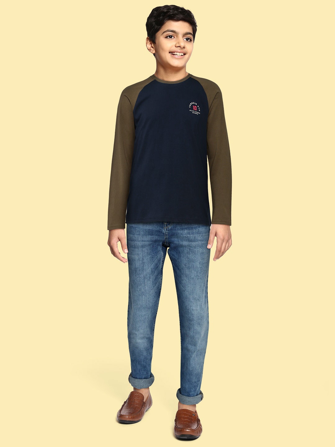 

Indian Terrain Boys Navy Blue Cotton Raglan Sleeves Pure Cotton T-shirt