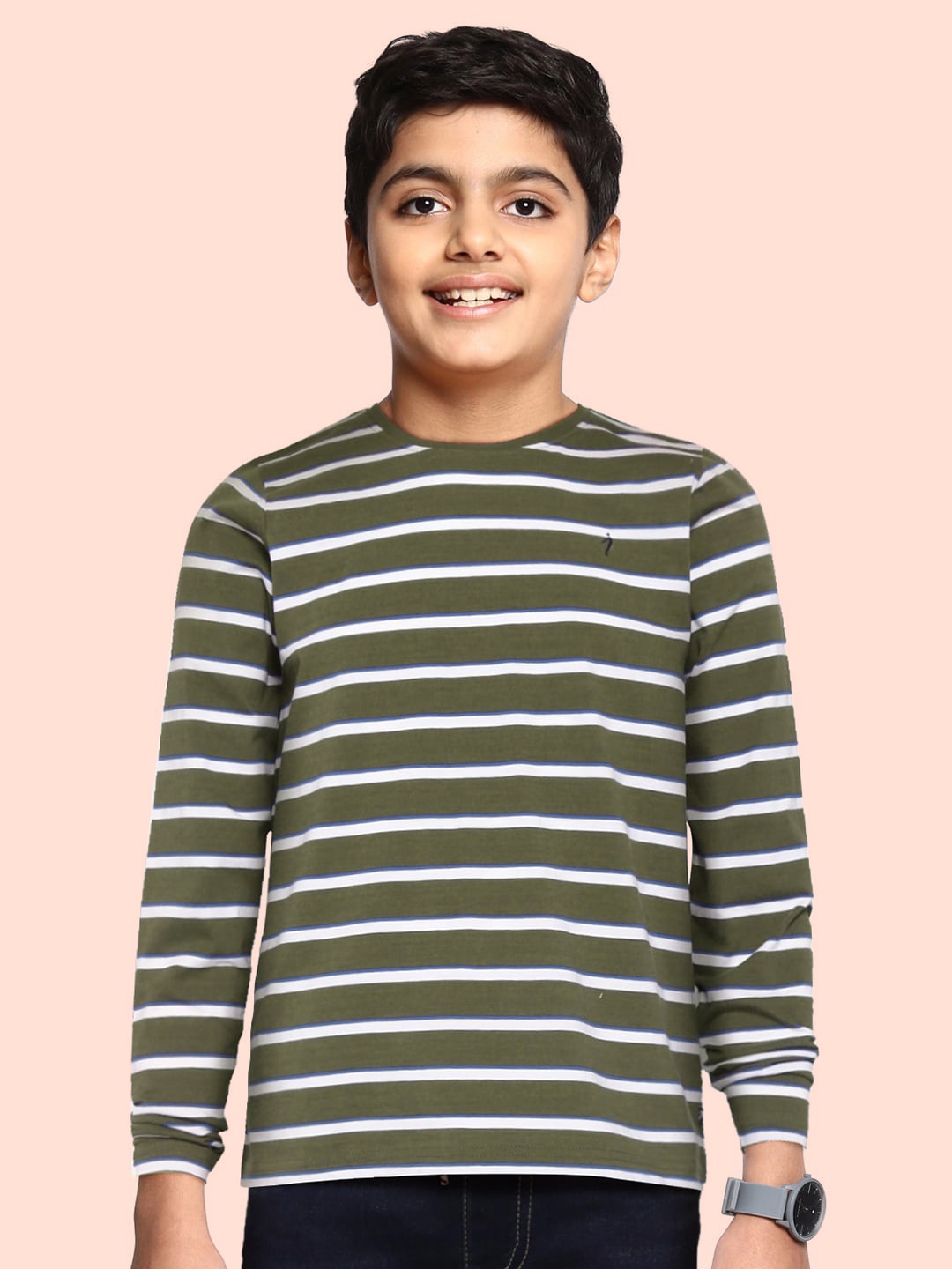 

Indian Terrain Boys Olive Green & White Striped Pure Cotton T-shirt
