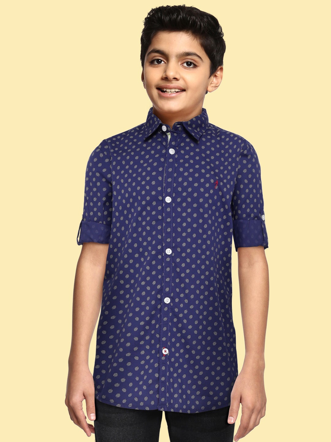 

Indian Terrain Boys Blue & Green Pure Cotton Floral Print Casual Shirt
