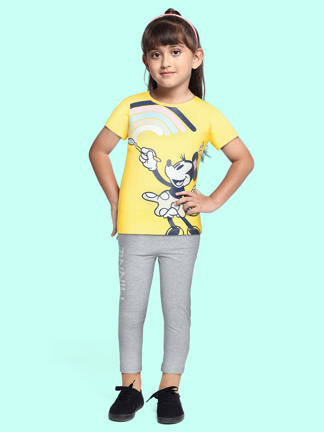 

YK Disney Girls Yellow & Grey Melange Minnie Mouse Print Pyjamas Set