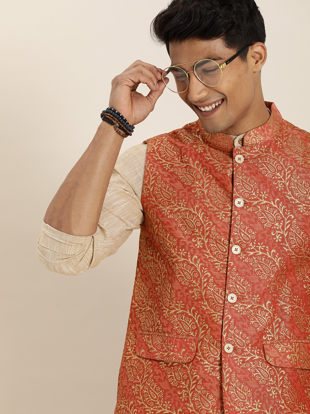 

Taavi Men Orange & Gold Kanchi Print Nehru Jacket