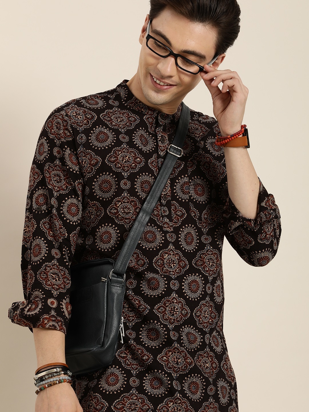 

Taavi Men Black & Maroon Ajrakh Hand Block Print Pure Cotton Sustainable Kurta