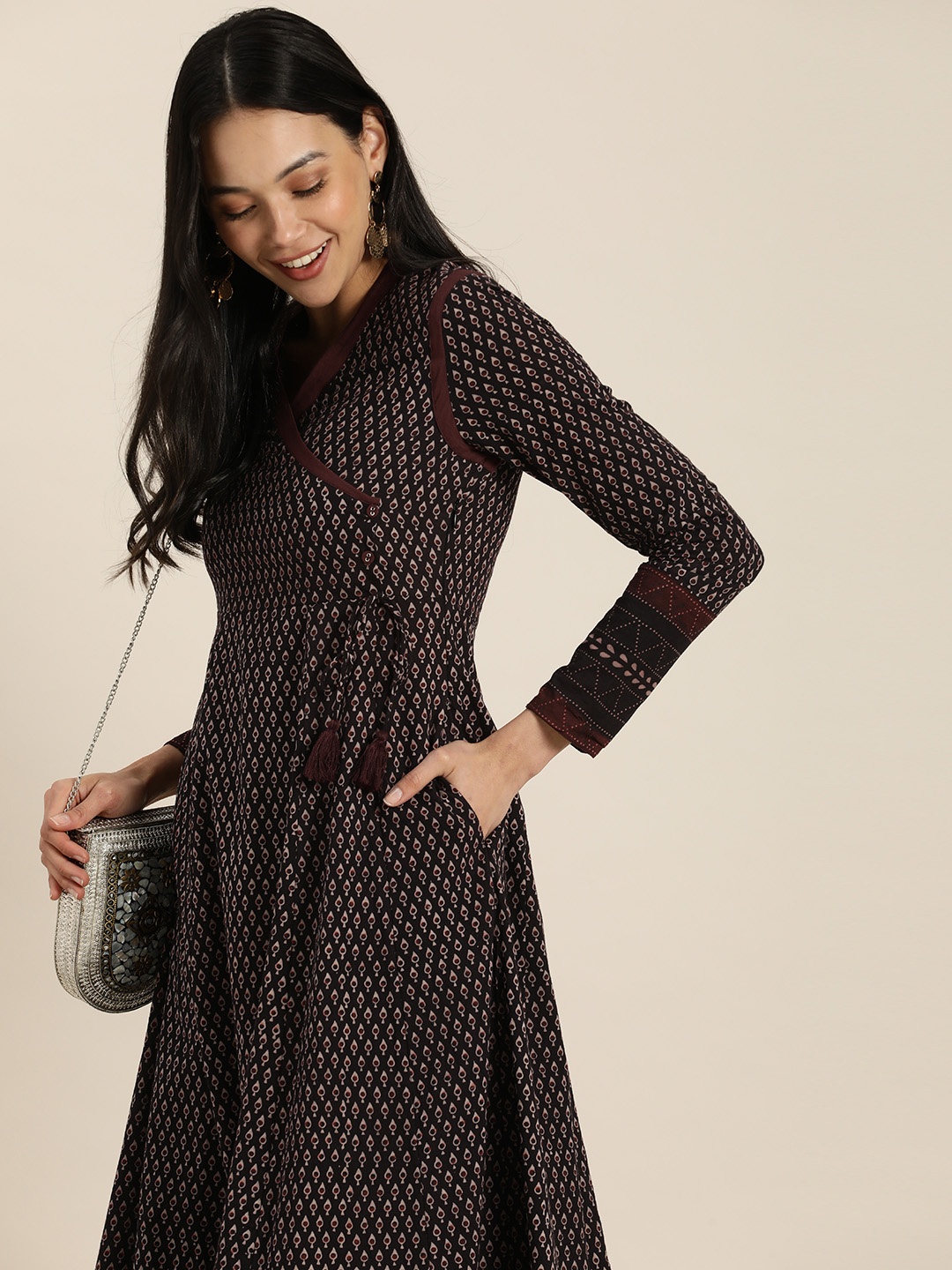 

Taavi Women Dark Brown & Black Paisley Printed Ajrakh Anarkali Kurta