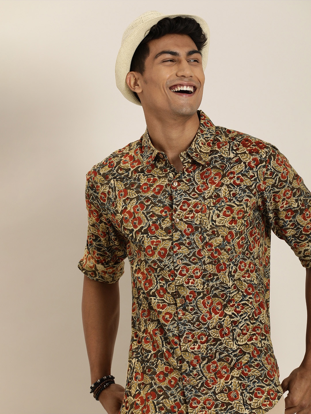 

Taavi Men Multicoloured Kalamkari Block Printed Shirt with Chest Pocket, Multi
