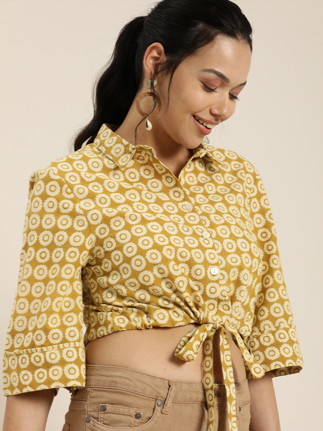 

Taavi Bagru Mustard & White Conversational Printed Roll-Up Sleeves Cotton Shirt Style Crop