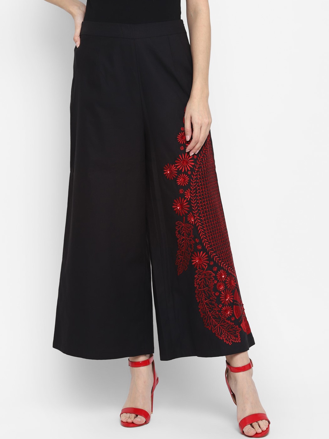 

BLANC9 Women Black & Red Embroidered Loose Fit Parallel Trousers