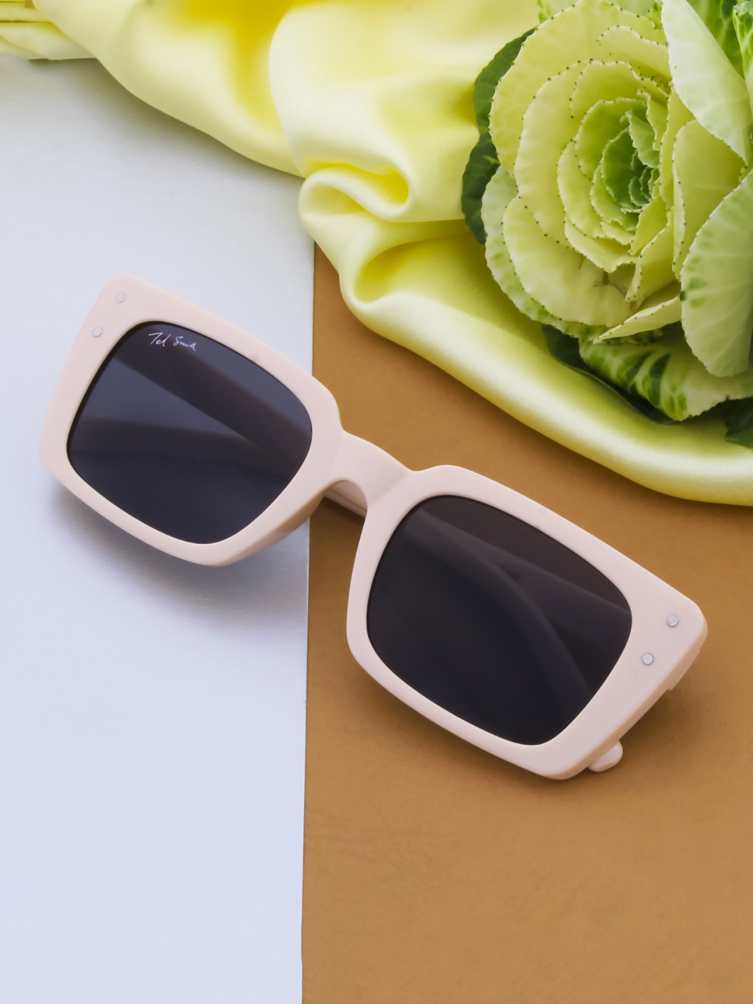 

Ted Smith Unisex Grey Lens & Gold-Toned Square Sunglasses with UV Protected Lens