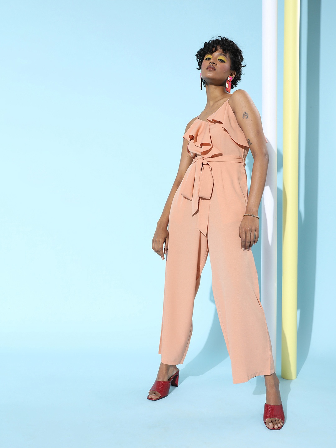 

Berrylush Women Pink Solid Ruffled Jumpsuit