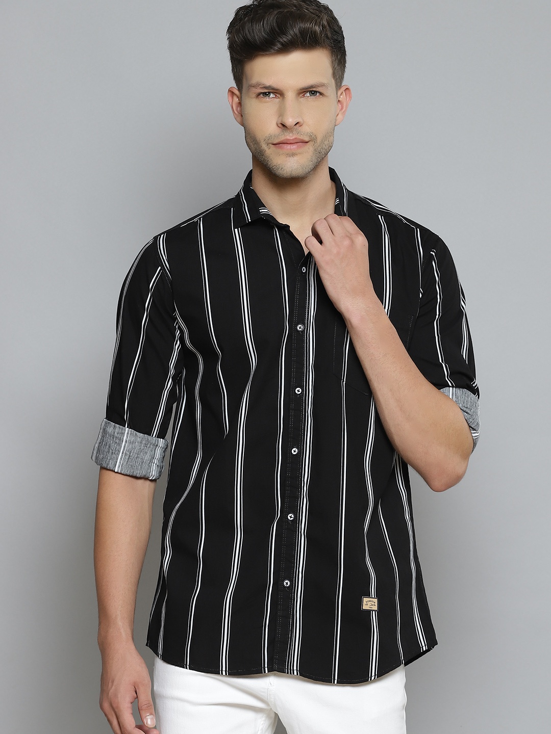 

DENNISON Men Black Smart Slim Fit Opaque Striped Casual Shirt
