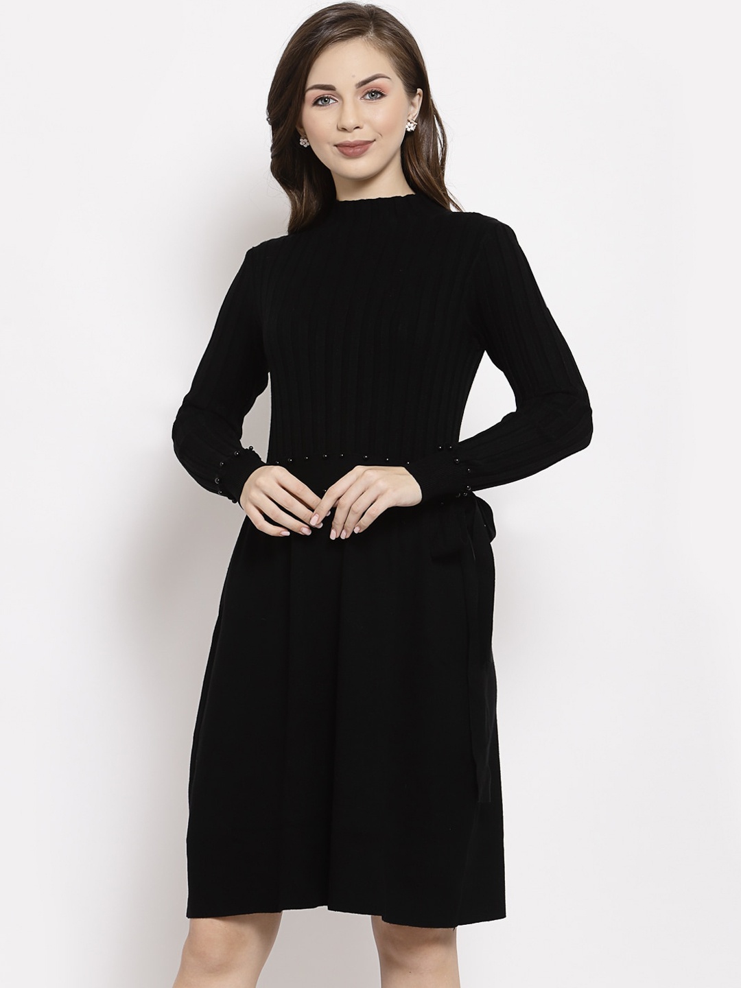 

Mafadeny Black Dress