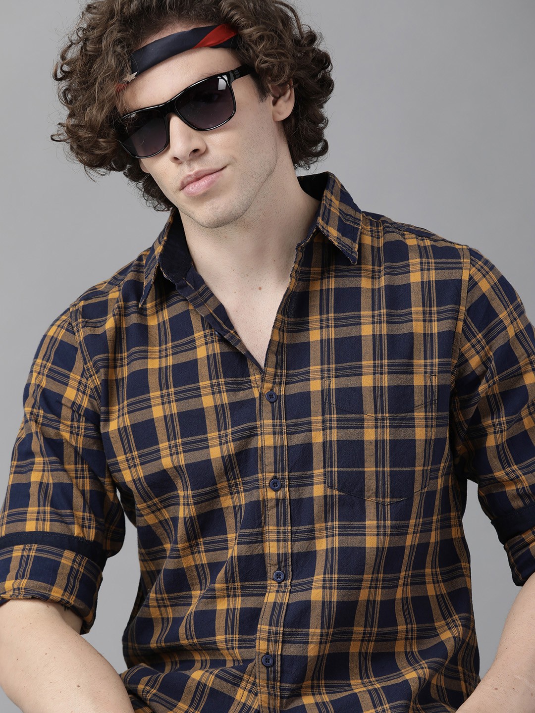 

Roadster Men Navy Blue & Yellow Tartan Checked Pure Cotton Casual Shirt