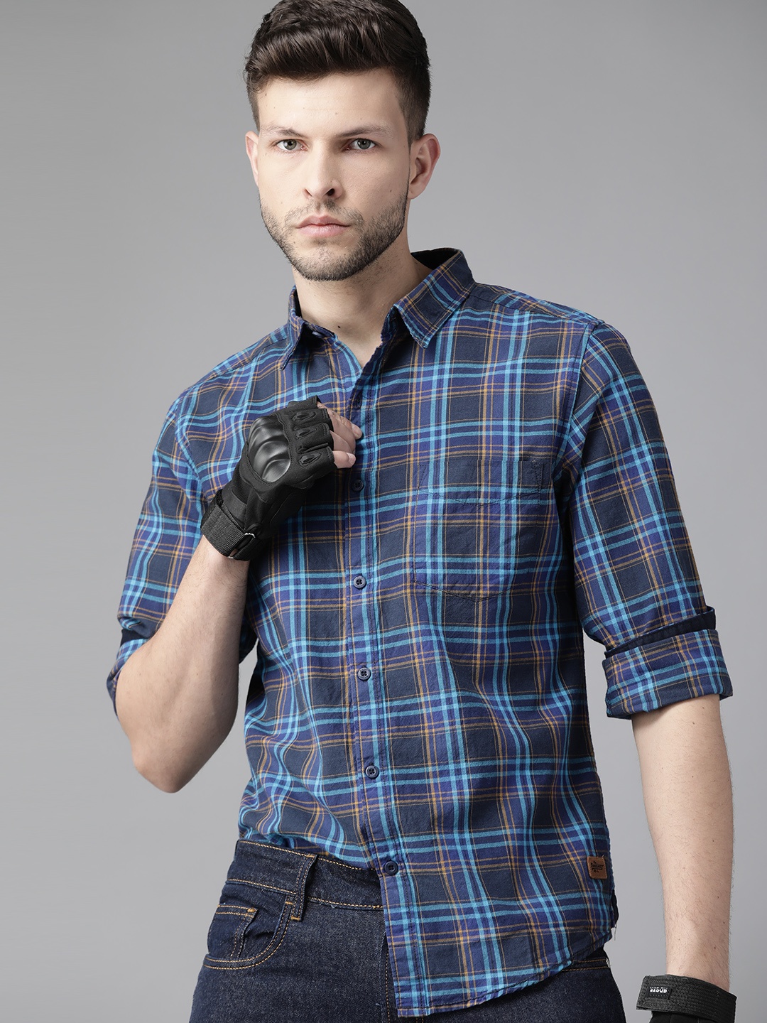 

Roadster Men Navy Blue & Mustard Yellow Tartan Checked Pure Cotton Sustainable Casual Shirt