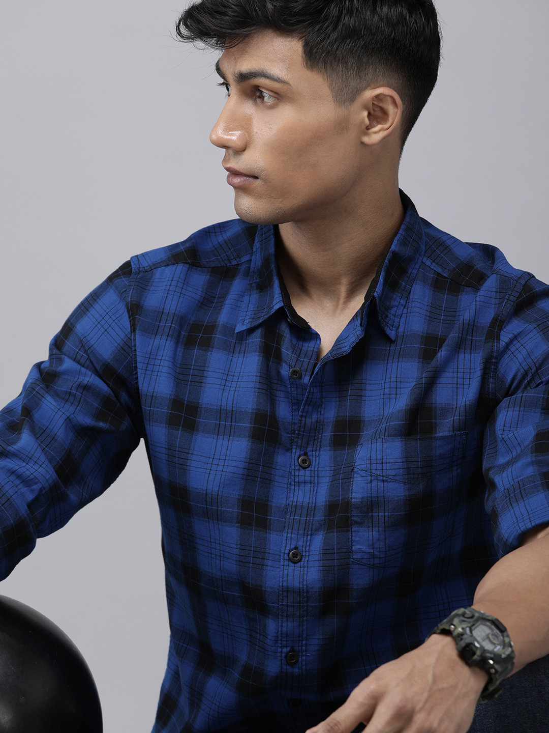

Roadster Men Blue & Black Checked Pure Cotton Sustainable Casual Shirt