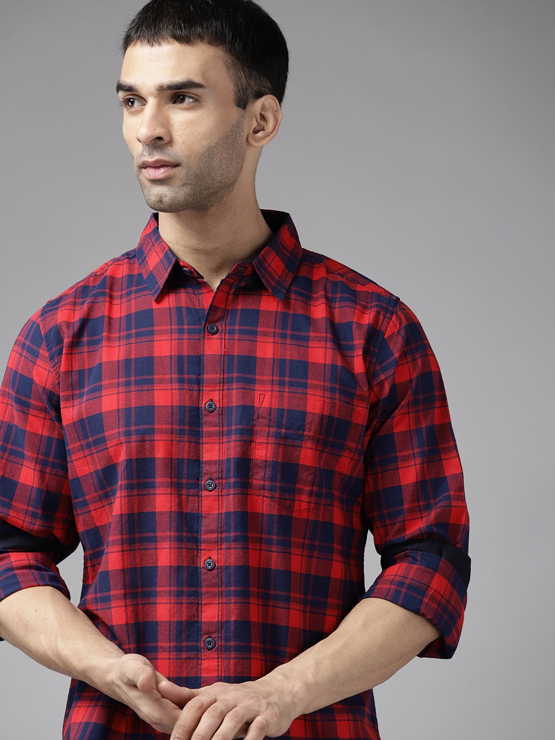 

Roadster Men Red & Navy Blue Cotton Tartan Checks Casual Shirt