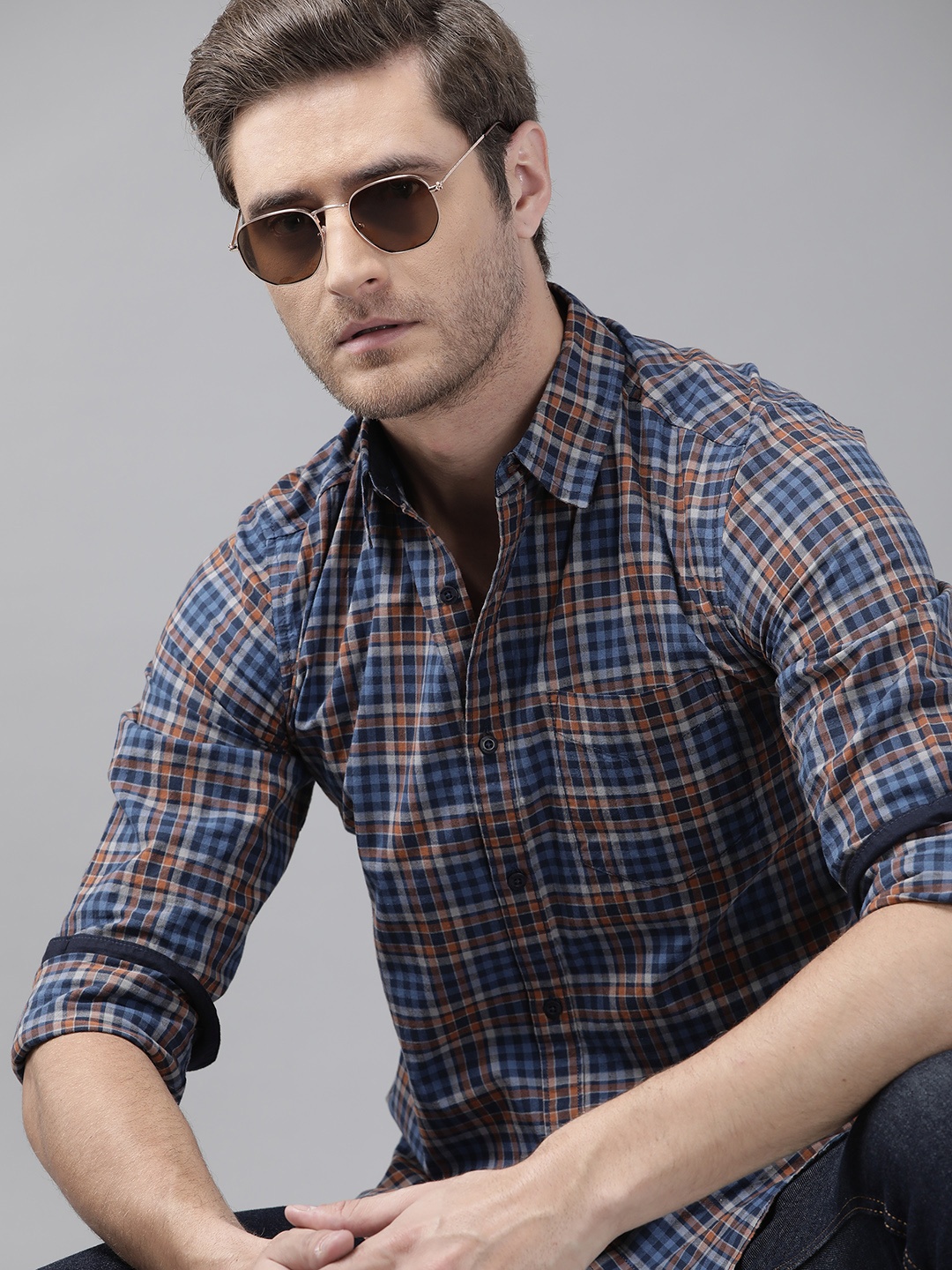 

Roadster Men Navy Blue & Orange Pure Cotton Tartan Checks Sustainable Casual Shirt