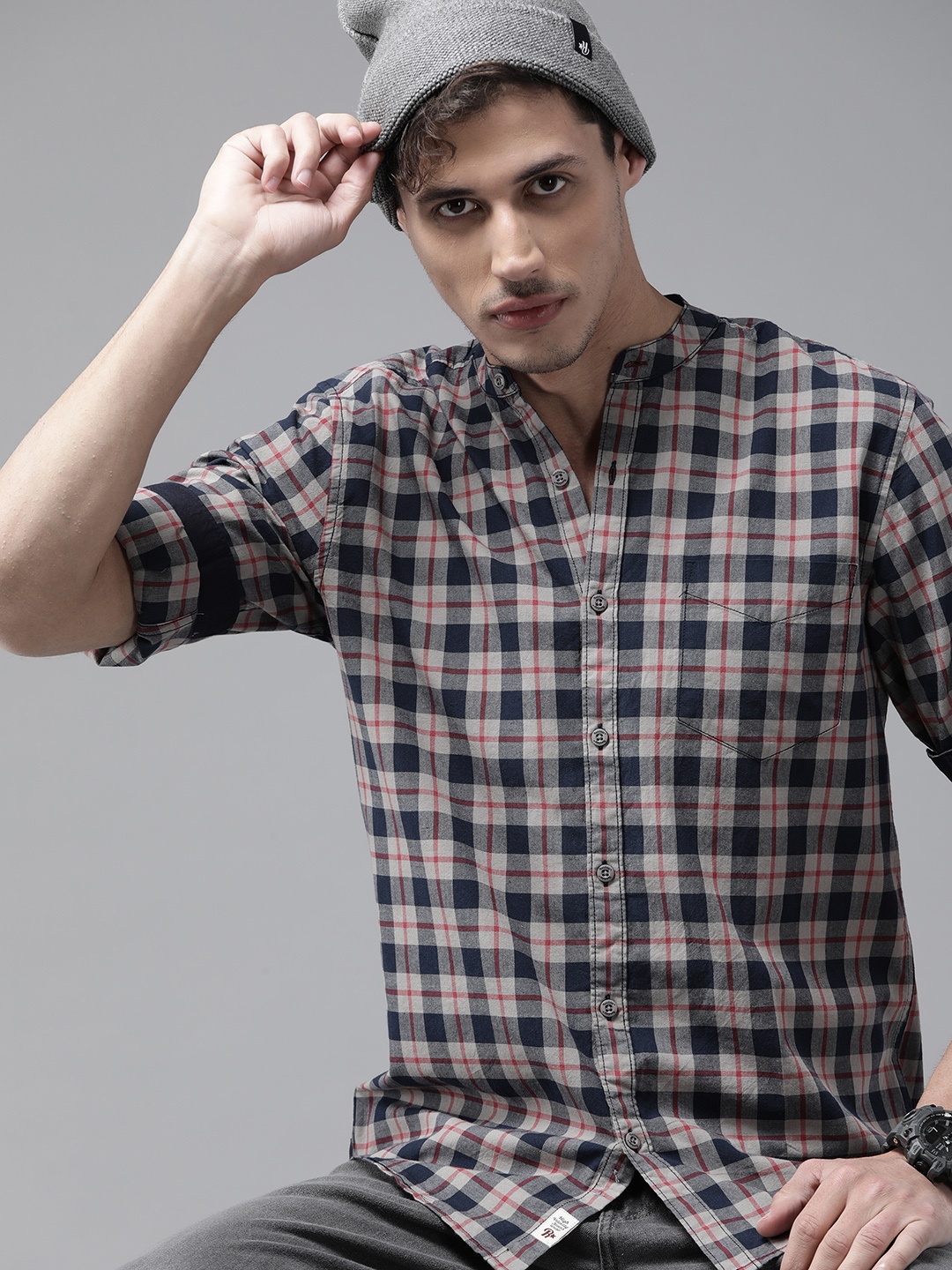 

Roadster Men Navy Blue Tartan Checks Checked Sustainable Casual Shirt