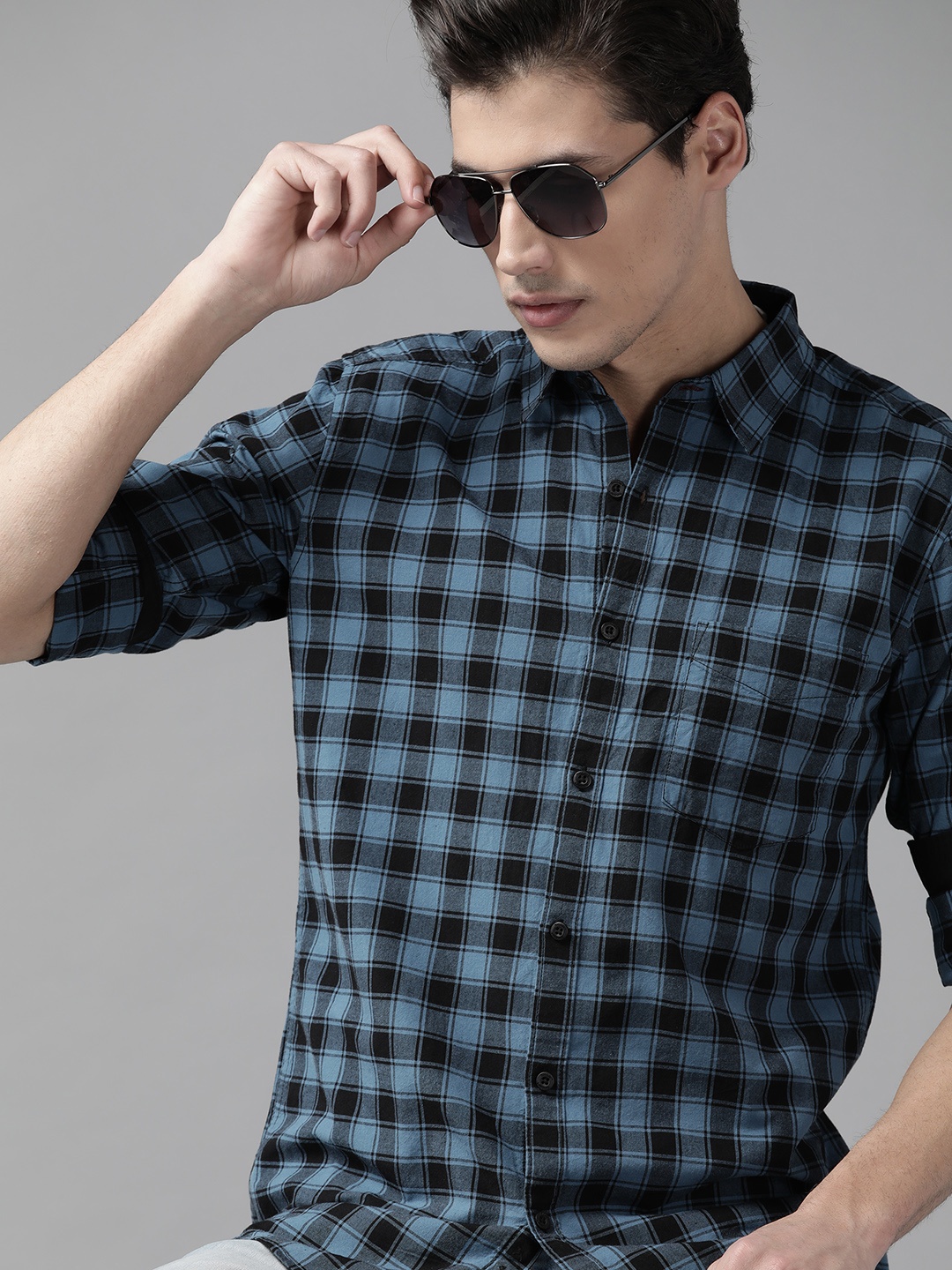 

Roadster Men Blue & Black Tartan Checked Pure Cotton Sustainable Casual Shirt