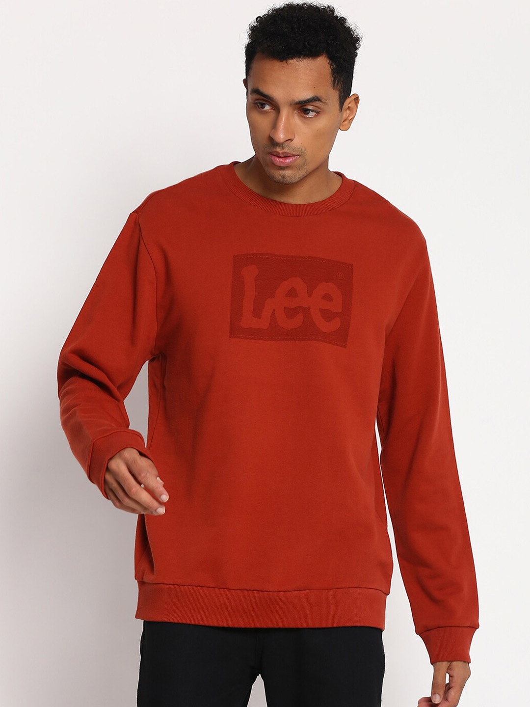 

Lee Men Rust Printed Cotton Sweatshirt