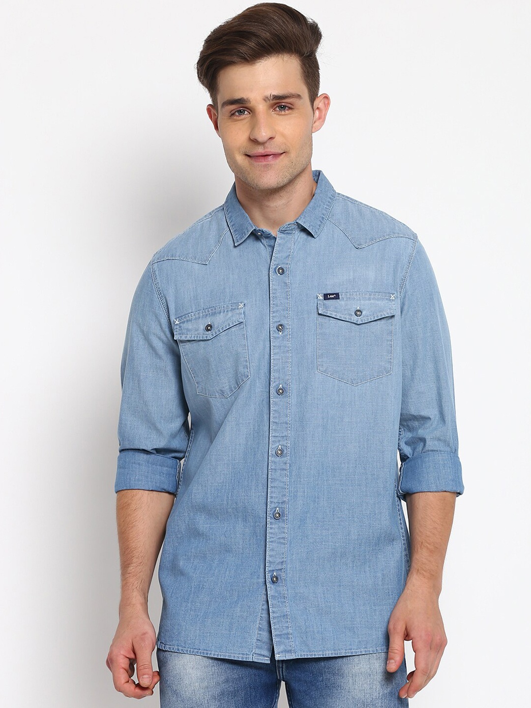 

Lee Men Blue Solid Slim Fit Opaque Cotton Casual Shirt