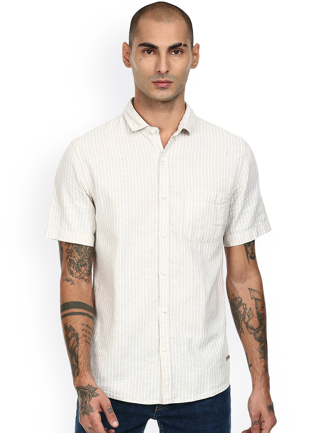 

Cherokee Men Beige Pure Cotton Checked Casual Shirt