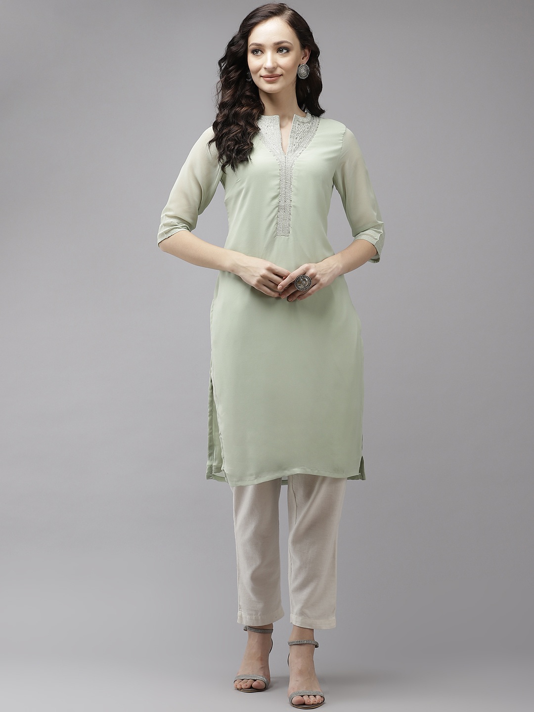 

W Women Green Yoke Design Thread Work Straight Kurta
