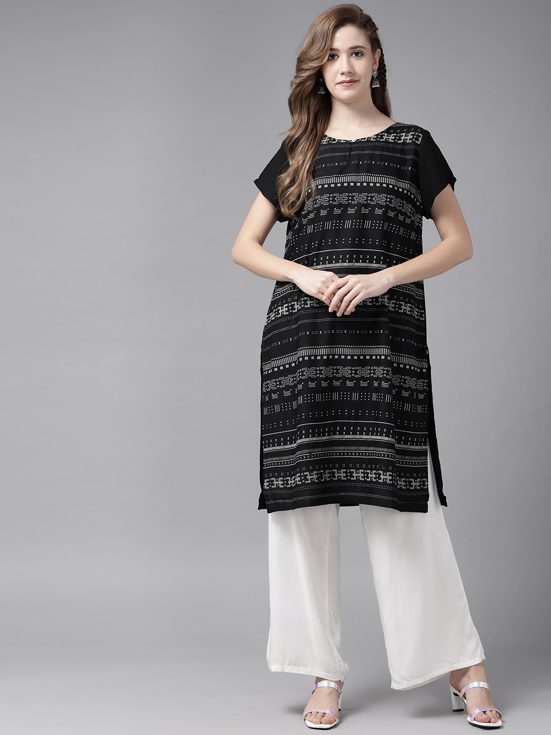 

W Women Black & Off White Ethnic Motifs Printed Kurta