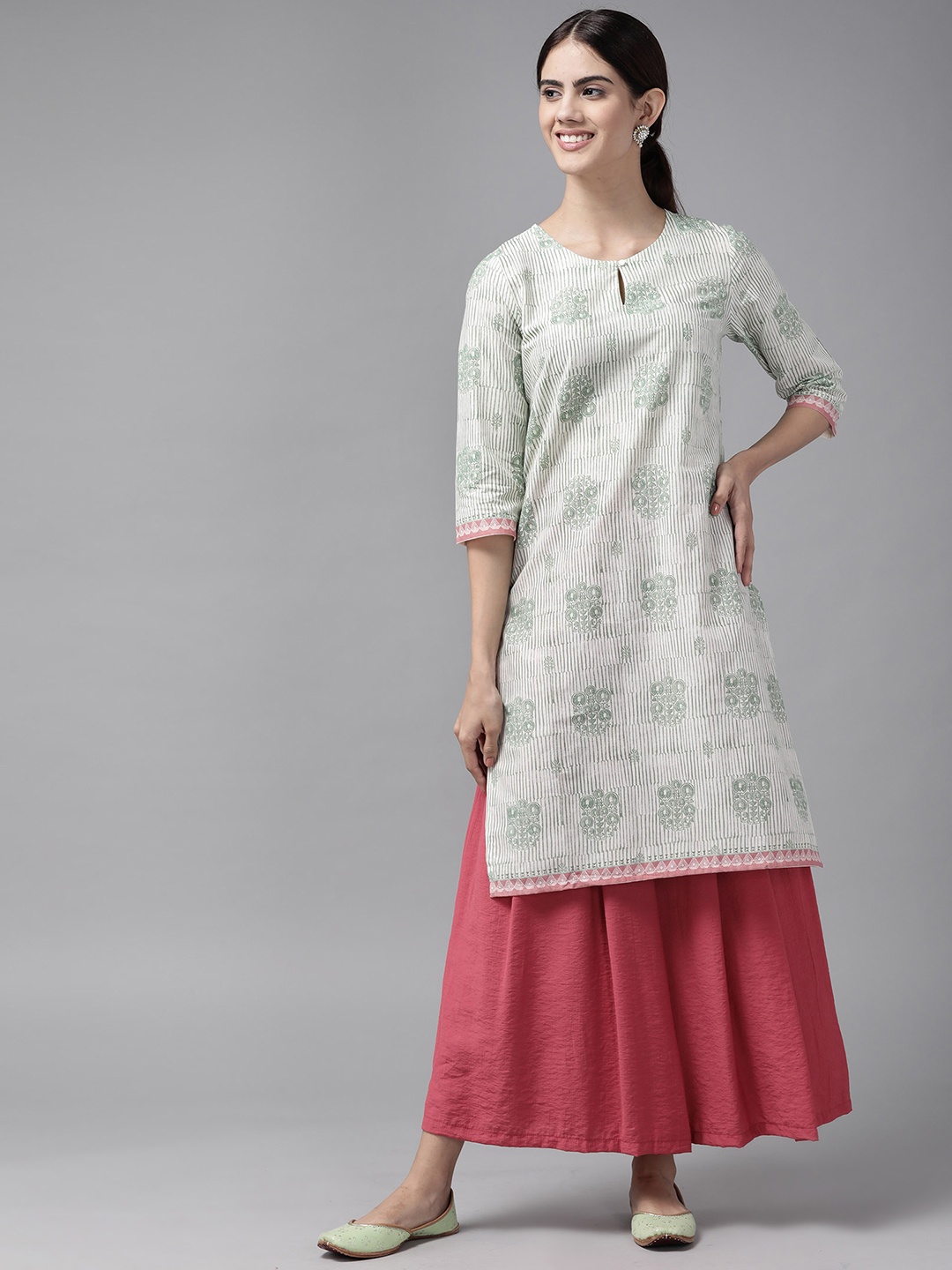 

W Women Off White & Green Ethnic Motifs Printed Pure Cotton Kurta