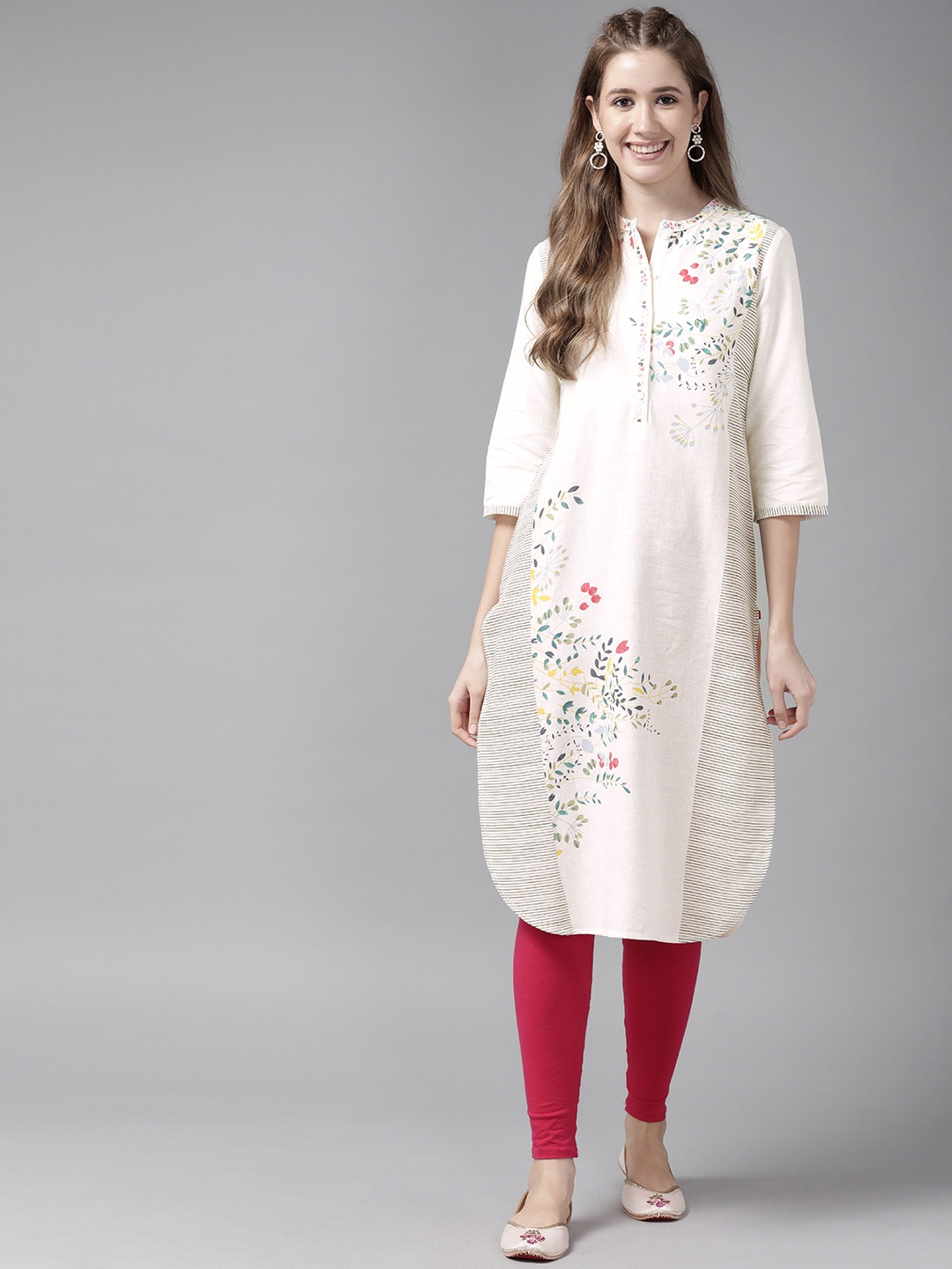 

W Women Off-White & Pink Floral Printed Straight Kurta