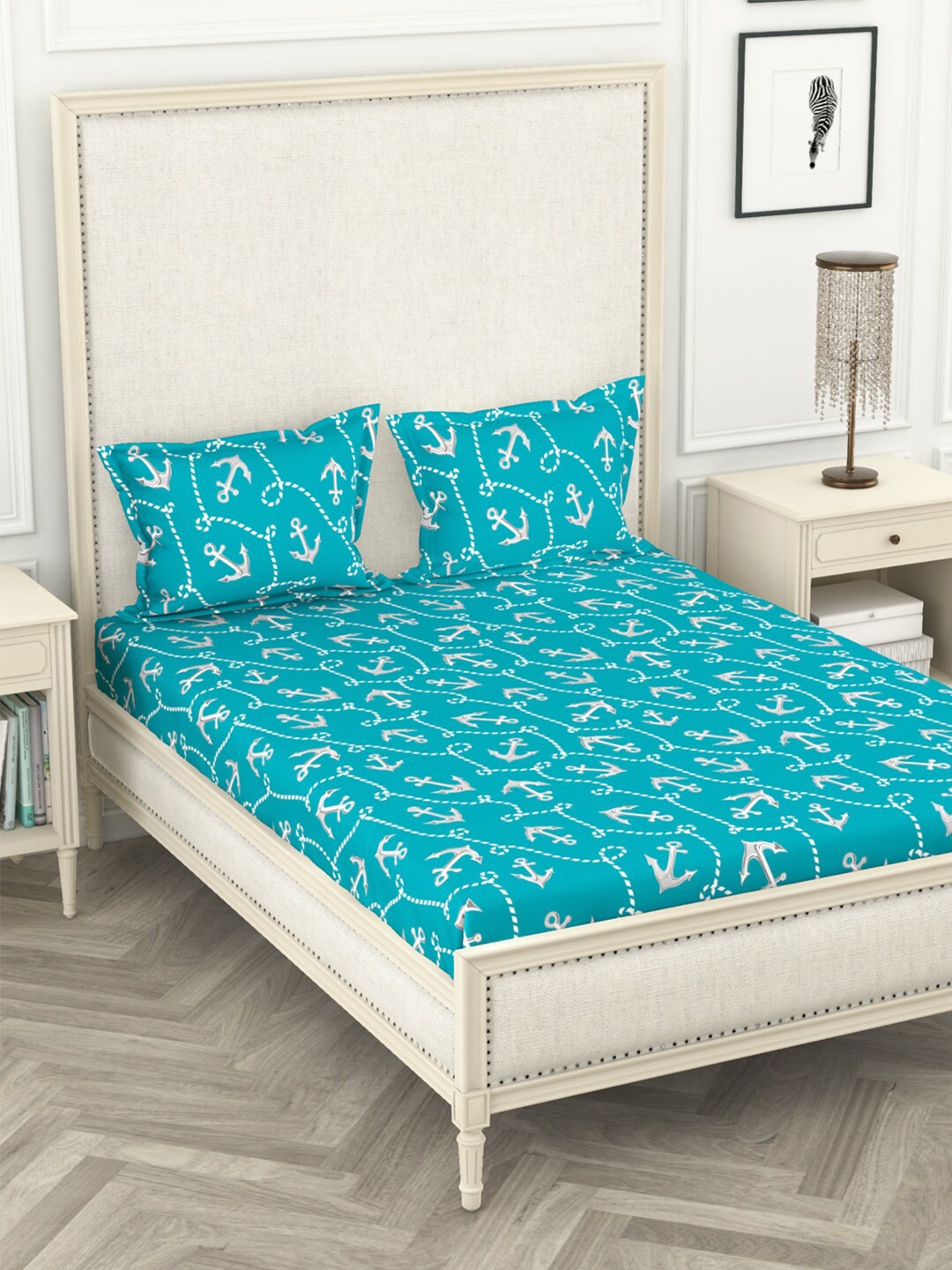 

BIANCA Blue & White Graphic 110 TC Pure Cotton Queen Bedsheet With 2 Pillow Covers