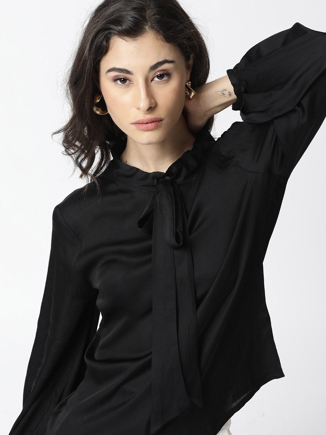 

RAREISM Black Tie-Up Neck Shirt Style Top