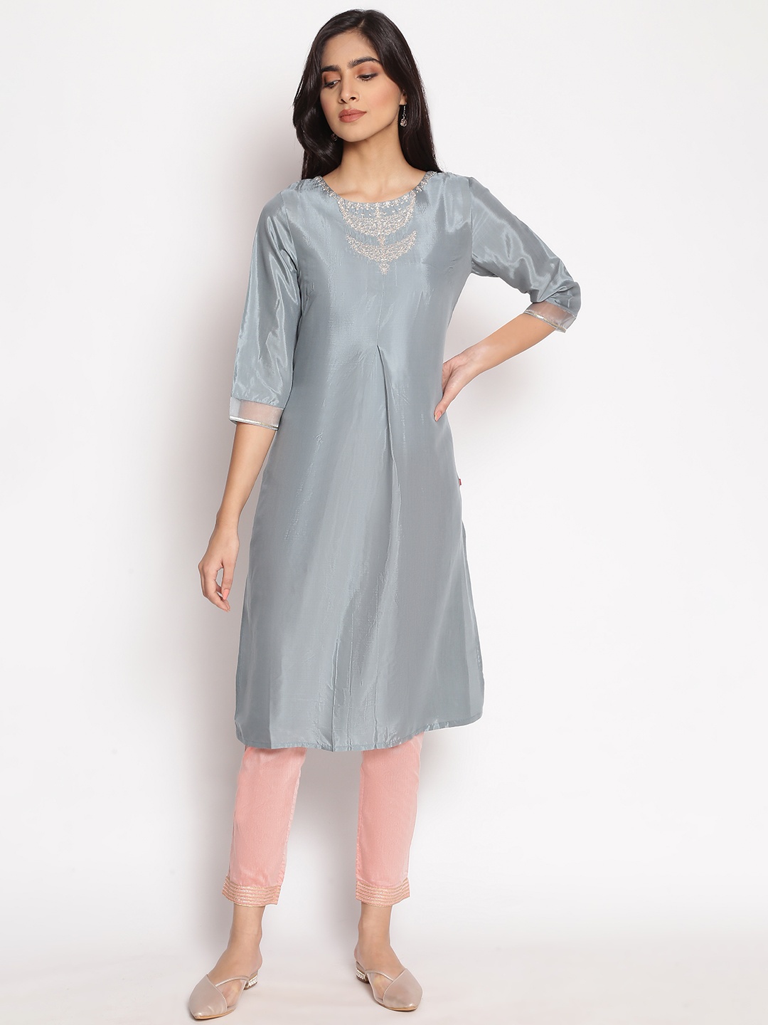 

W Women Blue Thread Work Kurta