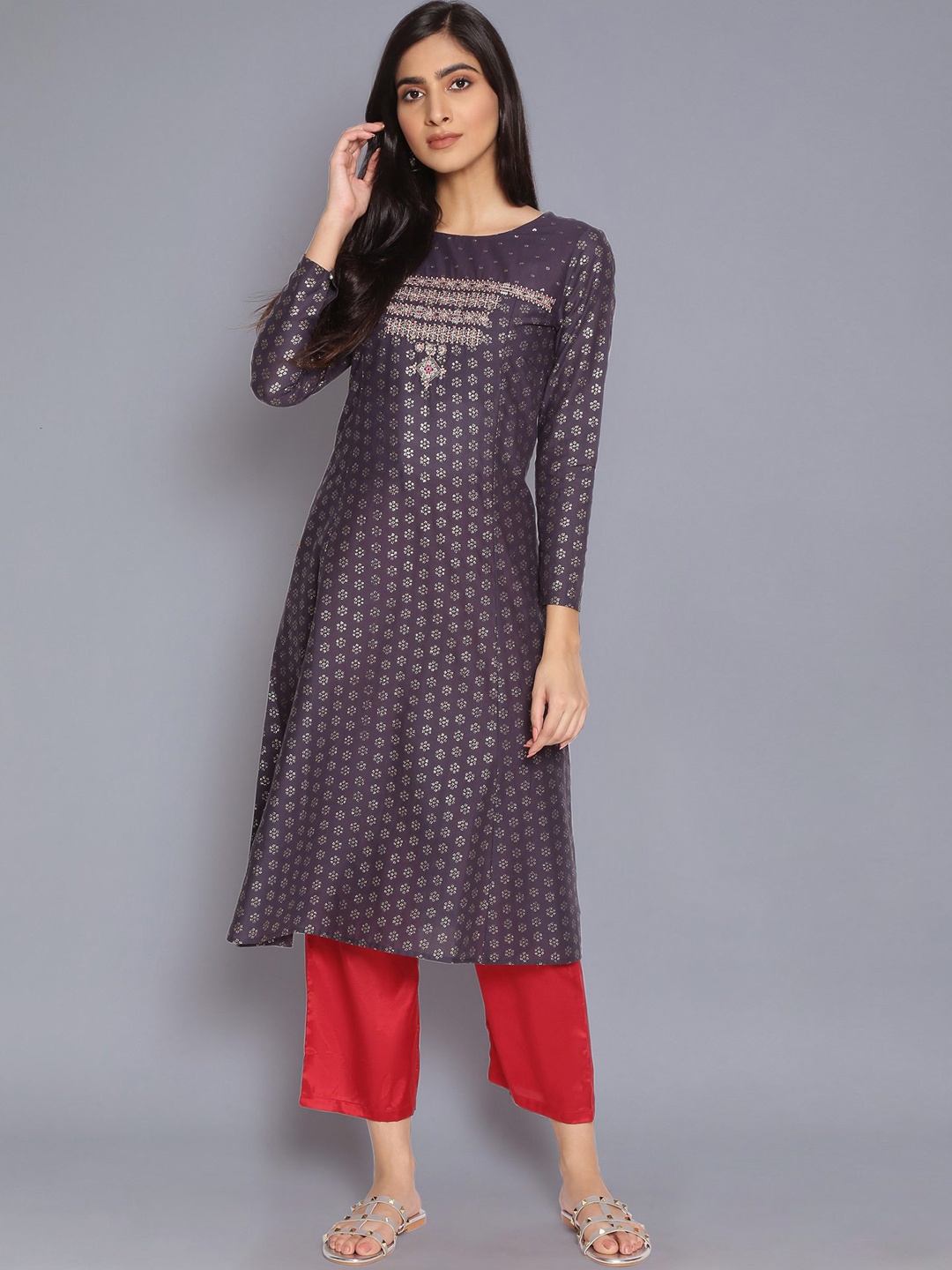

W Women Blue & White Floral Printed Cotton Kurta