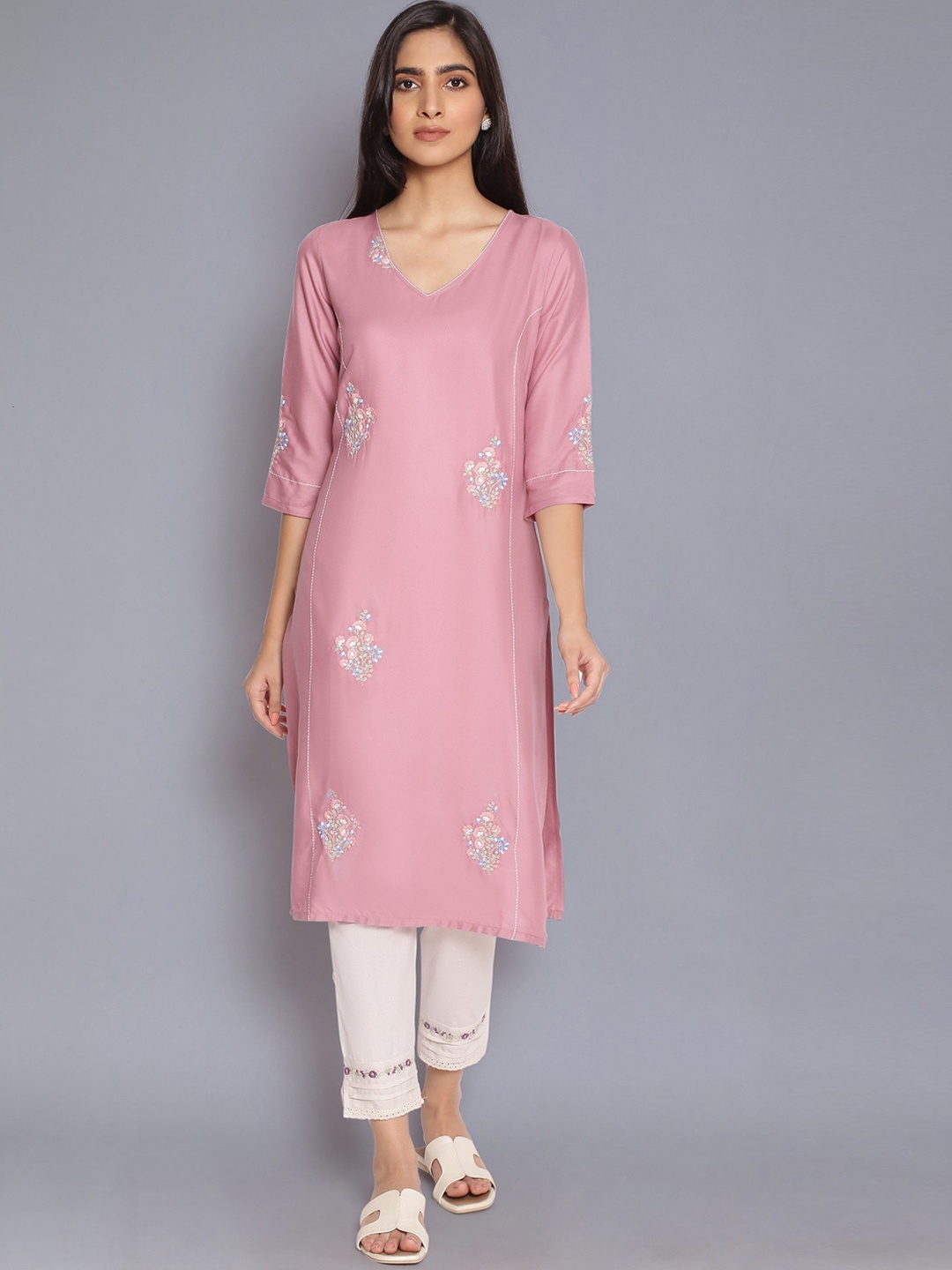 

W Women Pink Ethnic Motifs Embroidered Kurta