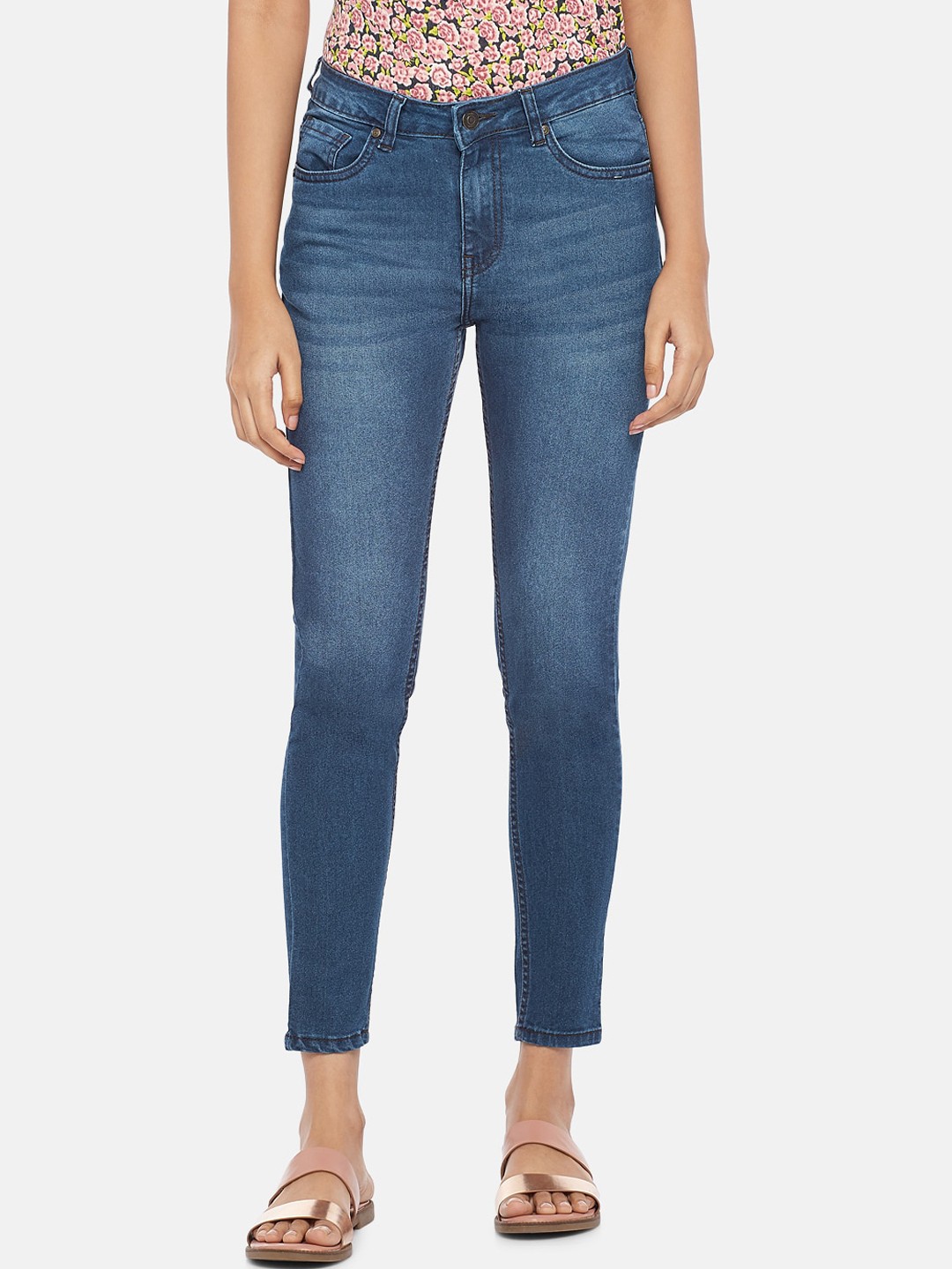 

People Women Blue Slim Fit Low Distress Light Fade Jeans
