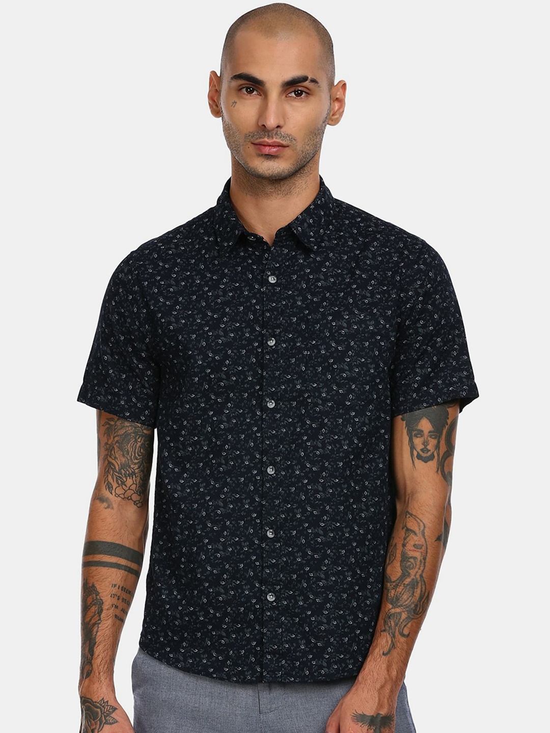 

Ruggers Men Navy Blue Opaque Printed Cotton Casual Shirt