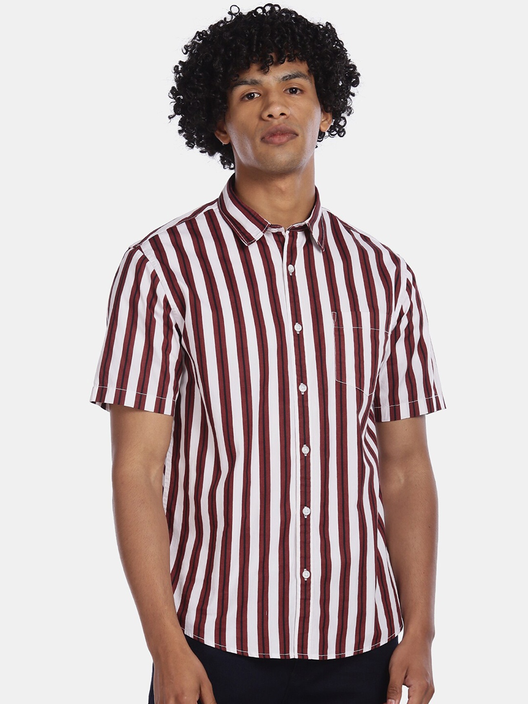 

Ruggers Men White & Maroon Striped Casual Shirt