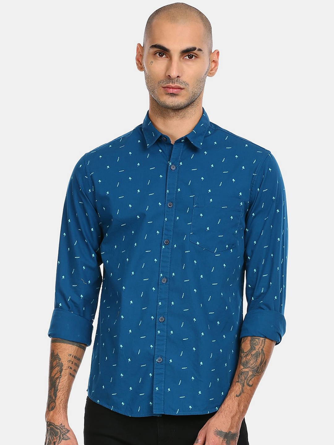 

Ruggers Men Blue & White Printed Cotton Casual Shirt