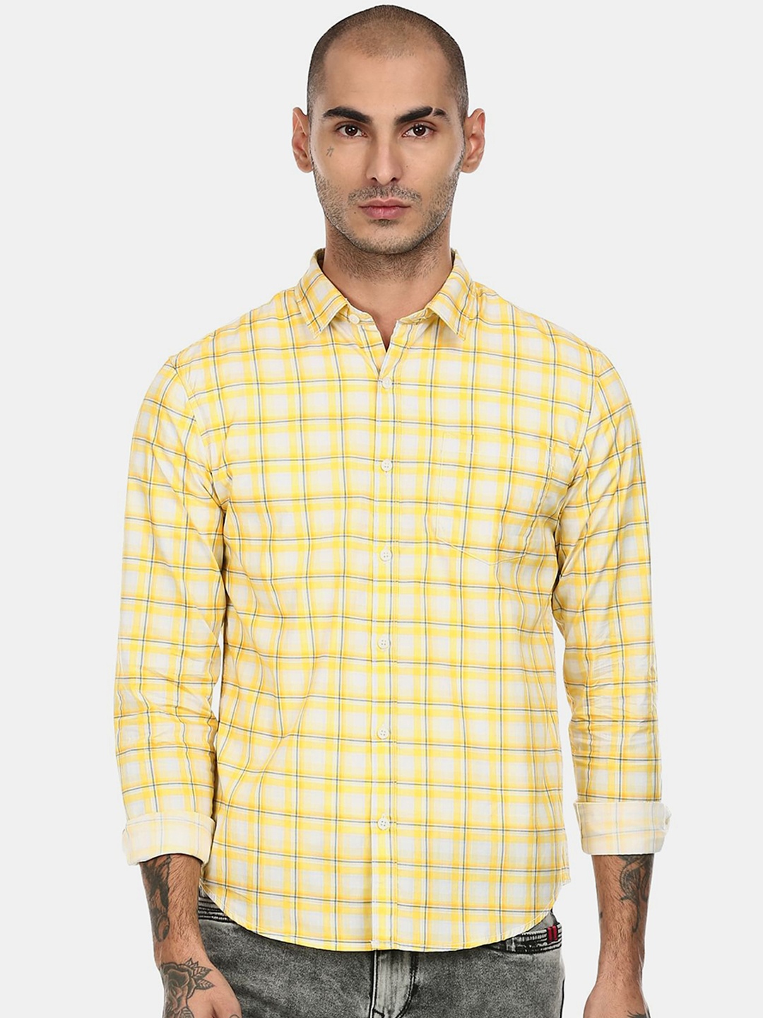 

Ruggers Men Yellow & White Checked Casual Shirt