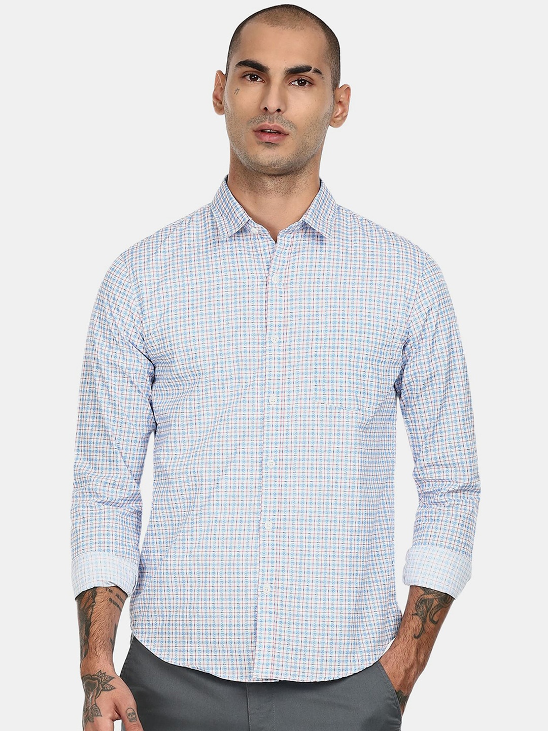 

Ruggers Men Blue & White Checked Pure Cotton Casual Shirt
