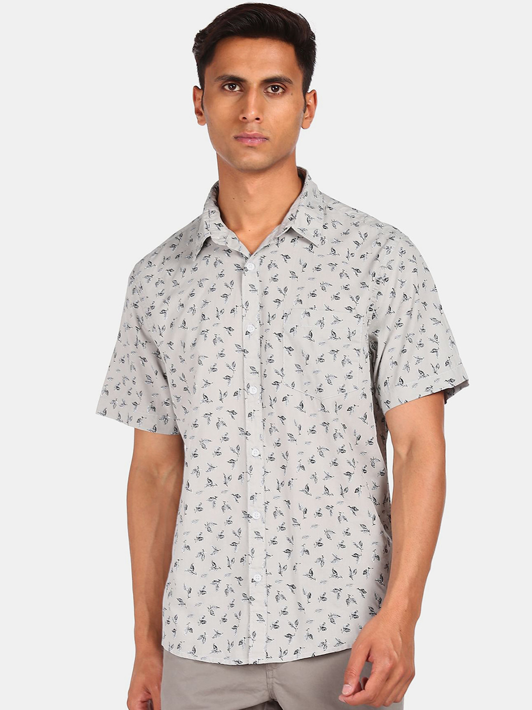 

Ruggers Men Grey & Black Printed Cotton Casual Shirt