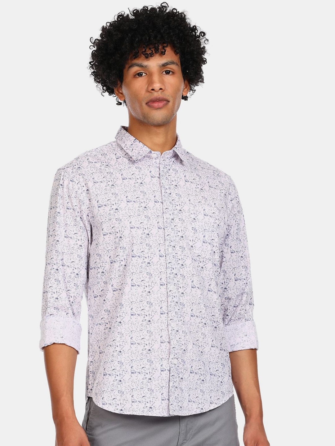 

Ruggers Men White & Blue Printed Cotton Casual Shirt