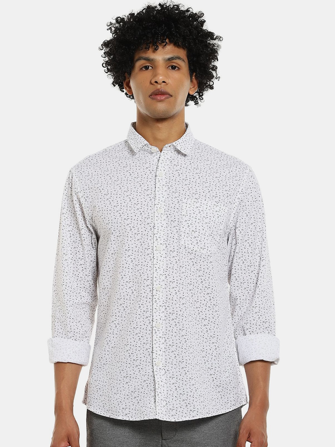 

Ruggers Men White & Black Printed Cotton Casual Shirt