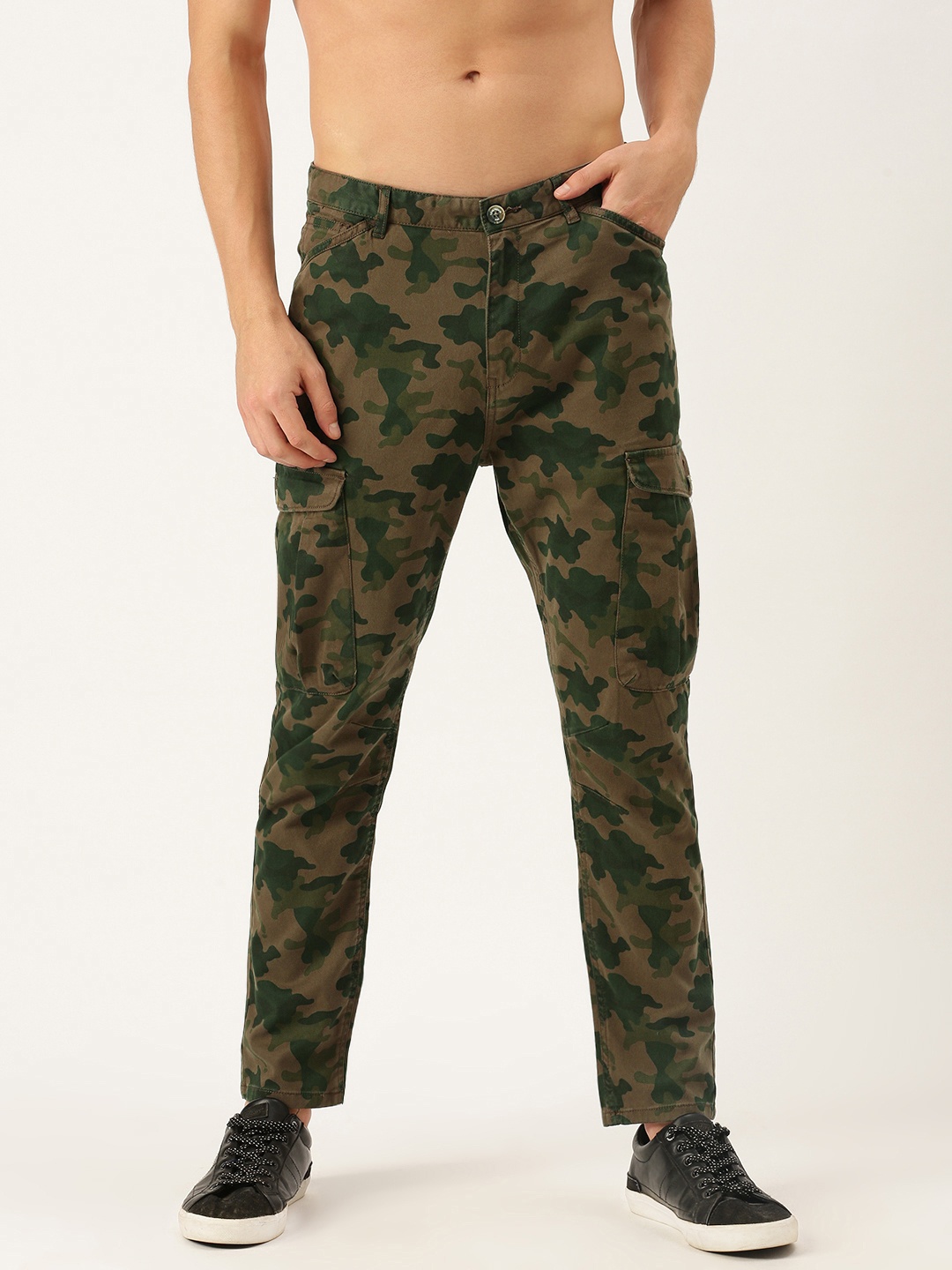 

Flying Machine Men Olive Green Camouflage Printed Easy Wash Trousers