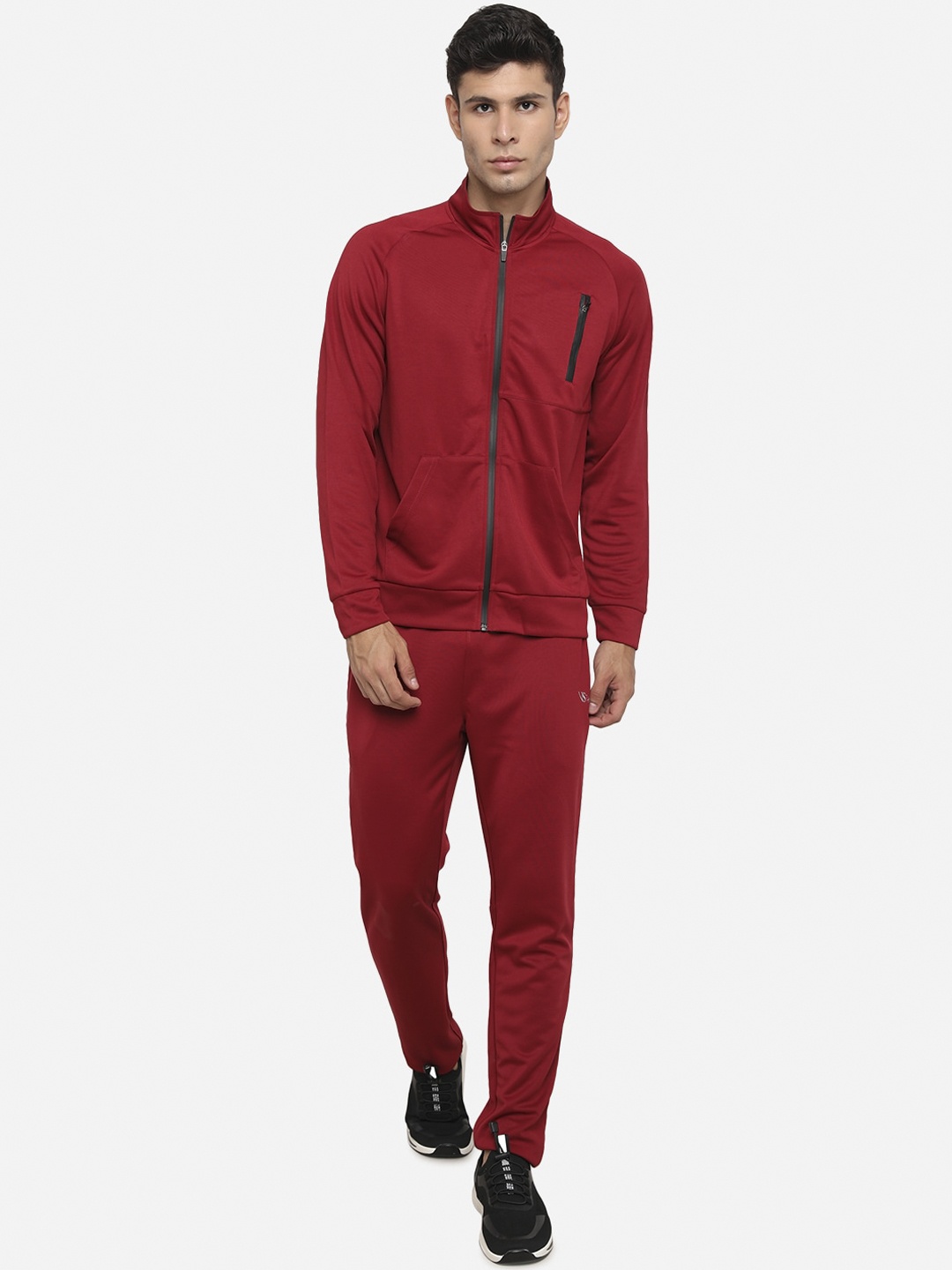 

VS Men Maroon Solid Rapid Dry Track Suit